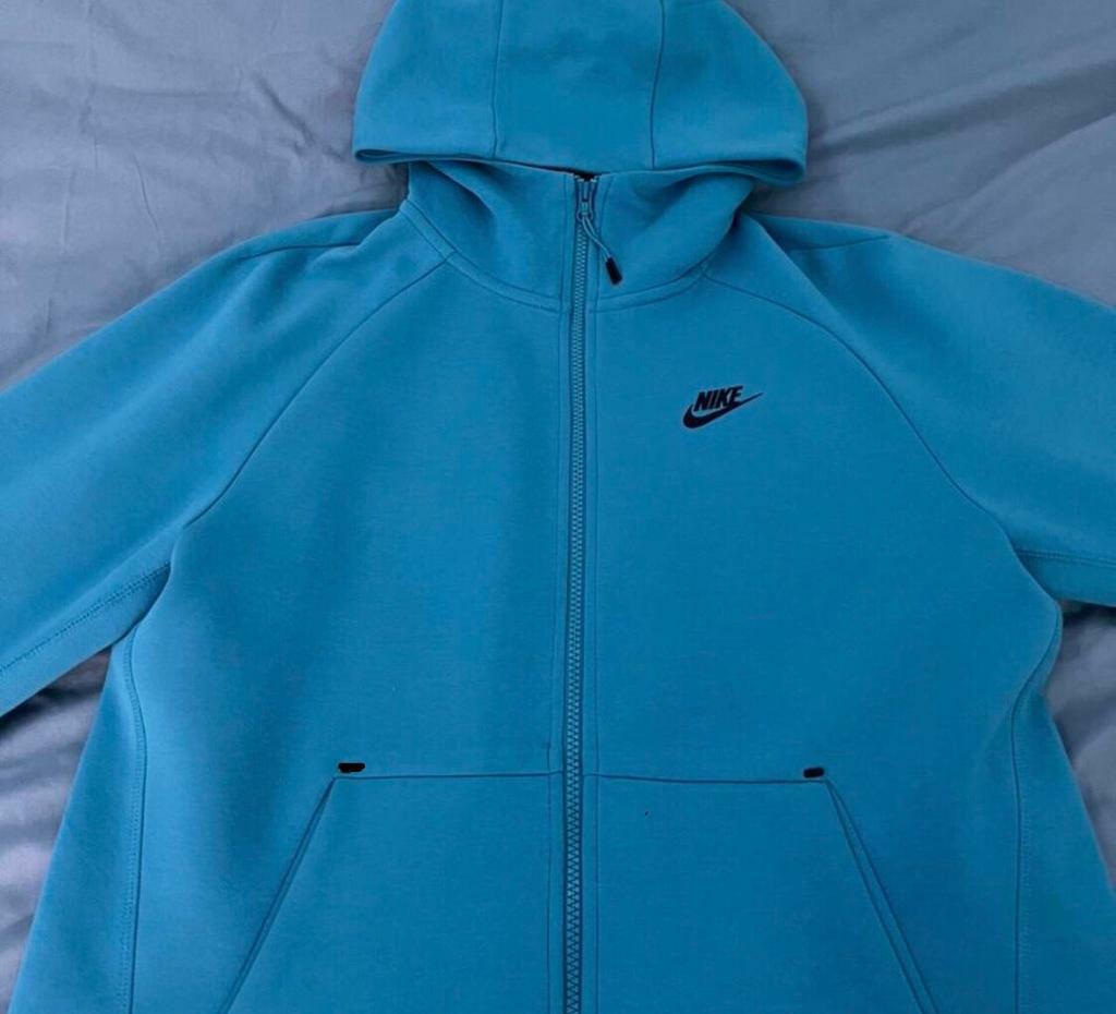 rare nike tech fleece